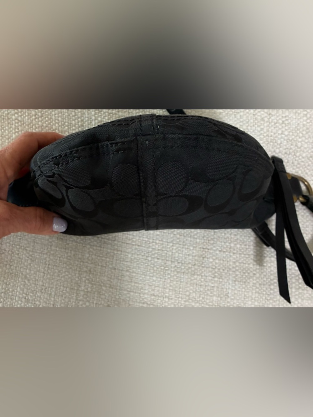 Coach BlackEUC Signature Swing
Crossbody Bag 10840 Y2K - Picture 10 of 15